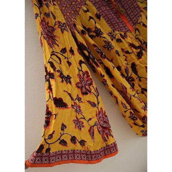 Raga R3872 Women's Sz 2 Mustard V-Neck Crinkle Woven Boho Babydoll Top - Picture 6 of 9